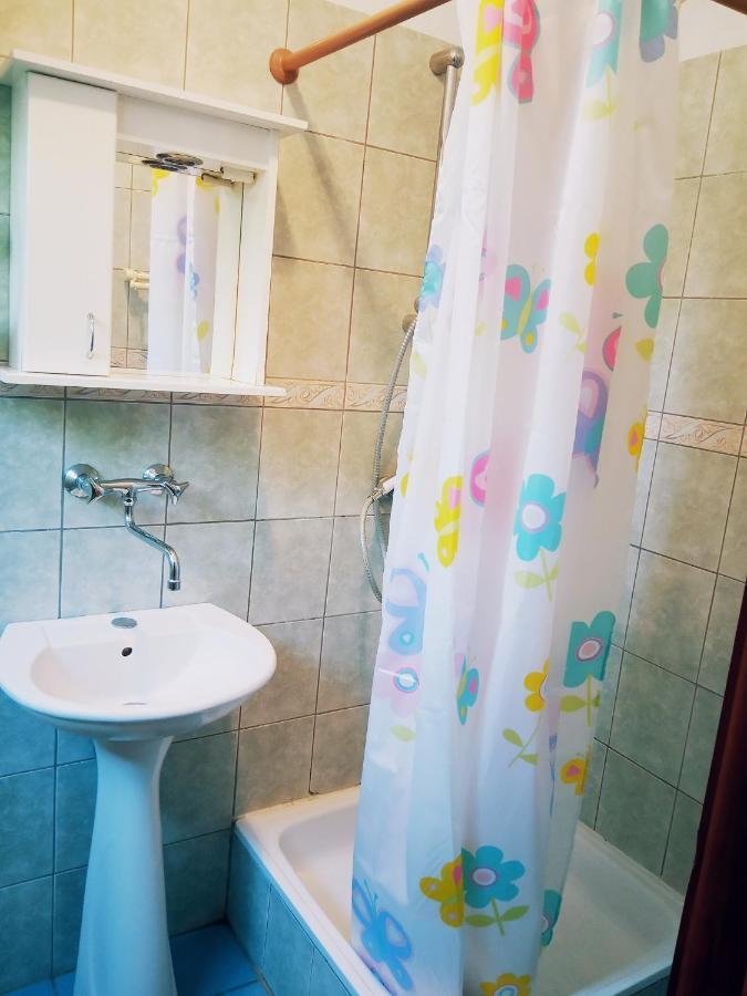 Отель Vila Umicevic Биела Экстерьер фото